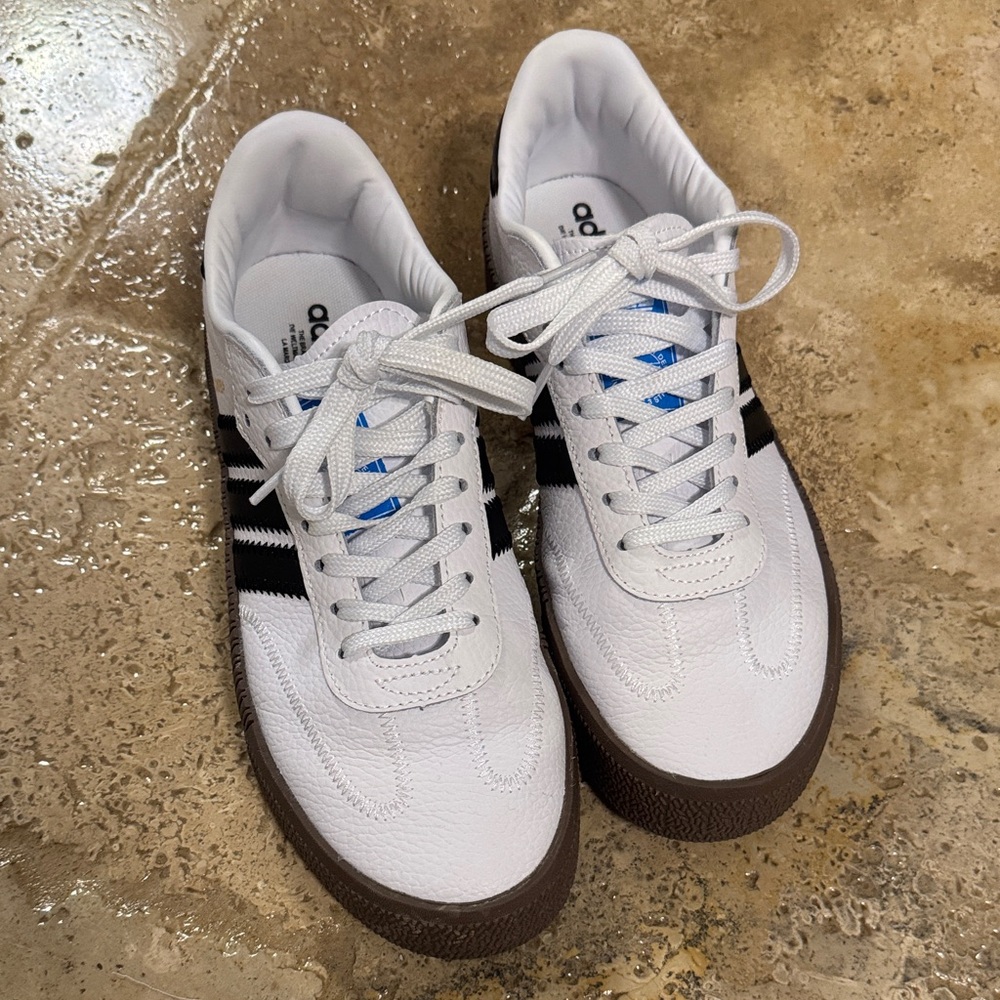 Adidas WOMENS White Sneakers with Black Stripes and Brown Sole